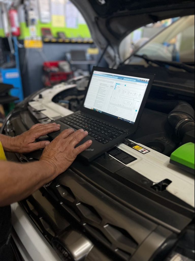 Diagnosi computerizzate auto attraverso strumentazione diagnostica